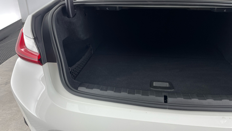 BMW 3 Series 330e M Sport 4dr Step Auto [Pro Pack] Saloon